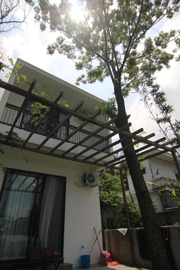 Dory Homestay Хюэ Экстерьер фото